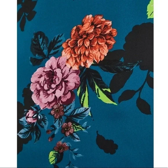 Torrid 5 PEPLUM TIE FRONT SLEEVELESS BLOUSE - GEORGETTE FLORAL TEAL - Picture 4 of 5